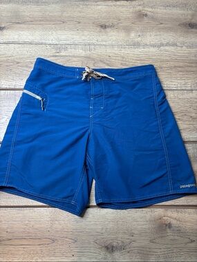 Patagonia Men's Royal Blue WavefarerBoard Shorts with Contrast Drawcord Size 34